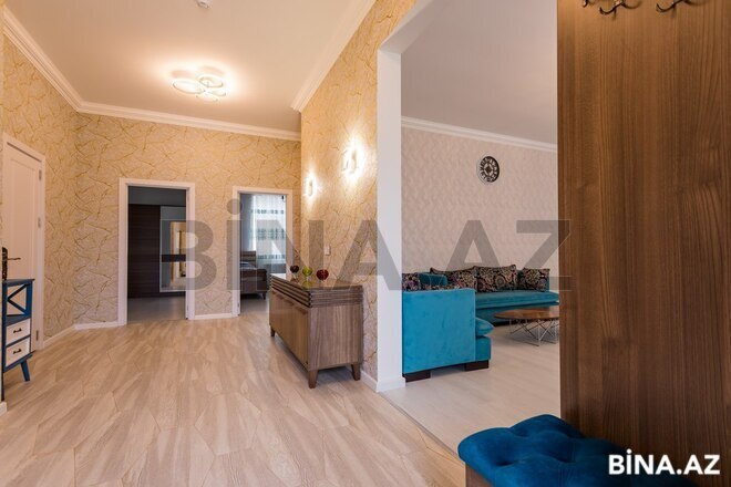 5 otaqlı həyət evi/bağ evi - Şüvəlan q. - 200 m² (18)