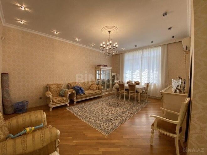 7 otaqlı həyət evi/bağ evi - Bakıxanov q. - 800 m² (6)