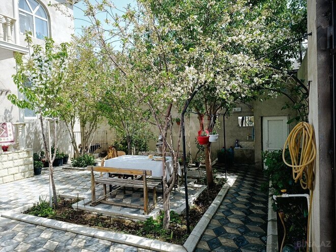 4 otaqlı həyət evi/bağ evi - Savalan q. - 140 m² (6)