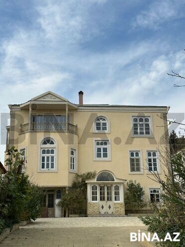 11 otaqlı həyət evi/bağ evi - Səbail r. - 600 m² (1)