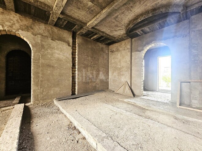 10 otaqlı həyət evi/bağ evi - Ağ şəhər q. - 1000 m² (14)