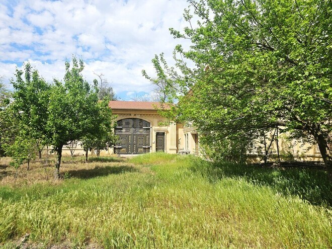 10 otaqlı həyət evi/bağ evi - Ağ şəhər q. - 1000 m² (4)