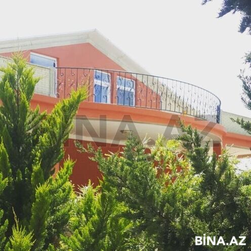 11 otaqlı həyət evi/bağ evi - Novxanı q. - 350 m² (1)
