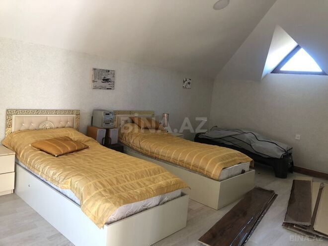 6 otaqlı həyət evi/bağ evi - Novxanı q. - 179 m² (21)