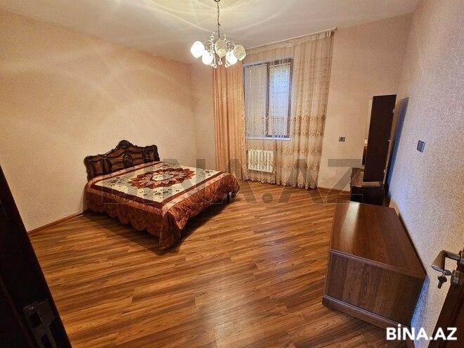 6 otaqlı həyət evi/bağ evi - Novxanı q. - 300 m² (19)