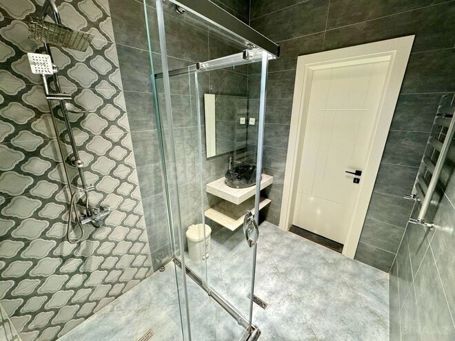 4 otaqlı həyət evi/bağ evi - Mərdəkan q. - 200 m² (28)