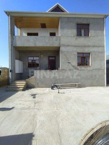6 otaqlı həyət evi/bağ evi - Saray q. - 240 m² (2)