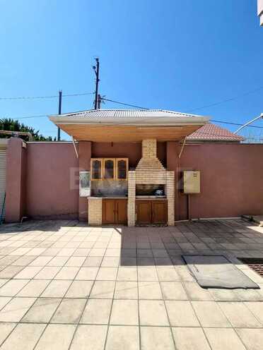 8 otaqlı həyət evi/bağ evi - Novxanı q. - 350 m² (28)