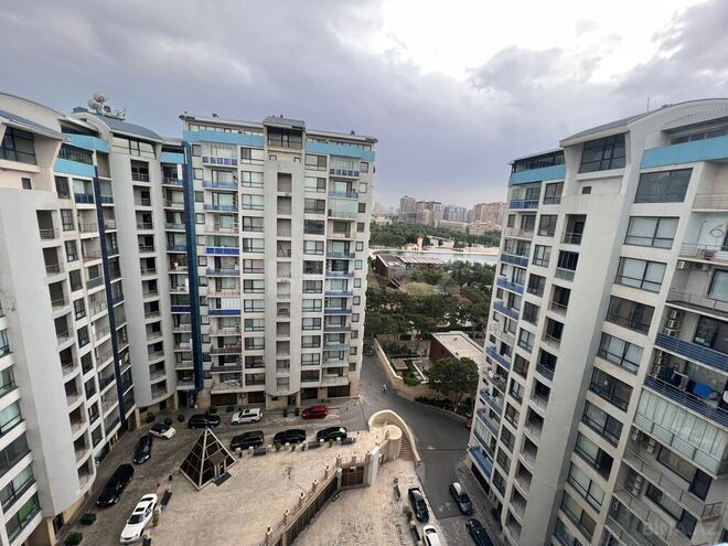 7-комн. новостройка - Наримановский  р. - 400 м² (25)