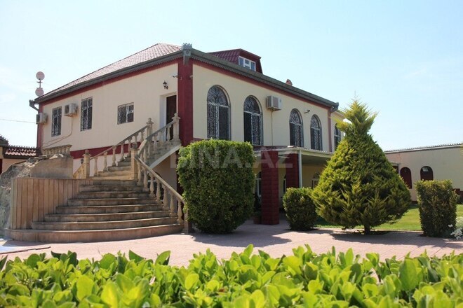 8 otaqlı həyət evi/bağ evi - Xəzər r. - 400 m² (1)