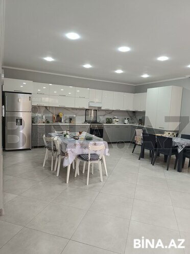 6 otaqlı həyət evi/bağ evi - Qala q. - 220 m² (3)