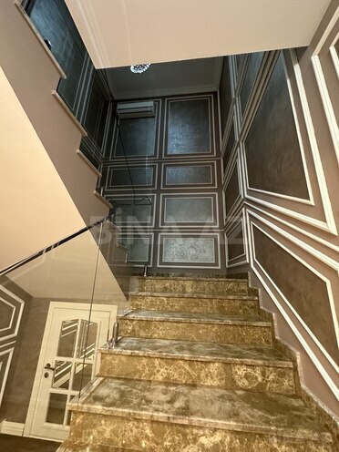 6 otaqlı həyət evi/bağ evi - Novxanı q. - 400 m² (3)