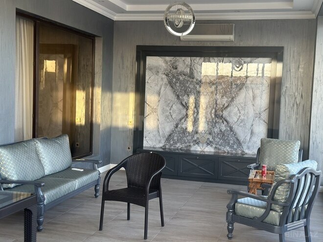 6 otaqlı həyət evi/bağ evi - Novxanı q. - 400 m² (13)