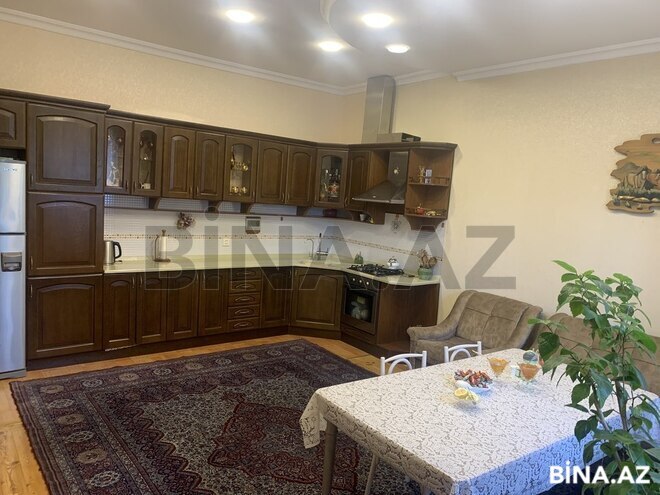 8 otaqlı həyət evi/bağ evi - Bakıxanov q. - 500 m² (4)
