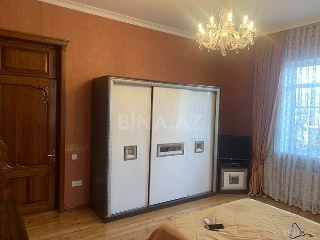 8 otaqlı həyət evi/bağ evi - Bakıxanov q. - 500 m² (20)