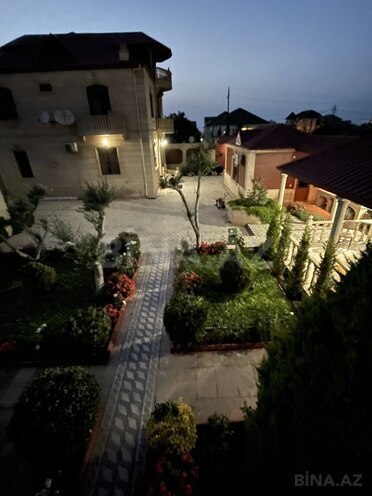 7 otaqlı həyət evi/bağ evi - Novxanı q. - 350 m² (2)
