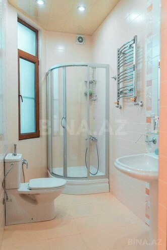 Satılır 8 otaqlı həyət evi/bağ evi 600 m², 20 Yanvar m., photo 17 from 32