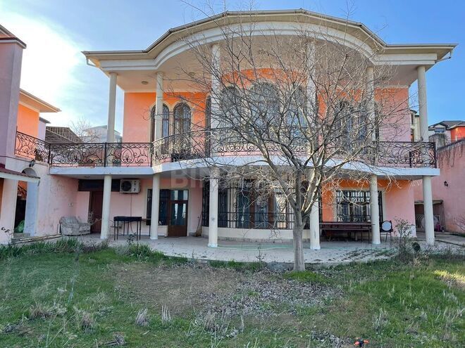 8 otaqlı həyət evi/bağ evi - Badamdar q. - 800 m² (1)