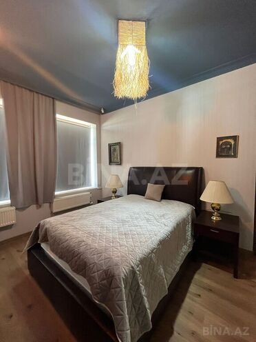 10 otaqlı həyət evi/bağ evi - Şüvəlan q. - 355 m² (21)