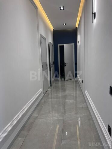 3 otaqlı həyət evi/bağ evi - Şüvəlan q. - 260 m² (11)