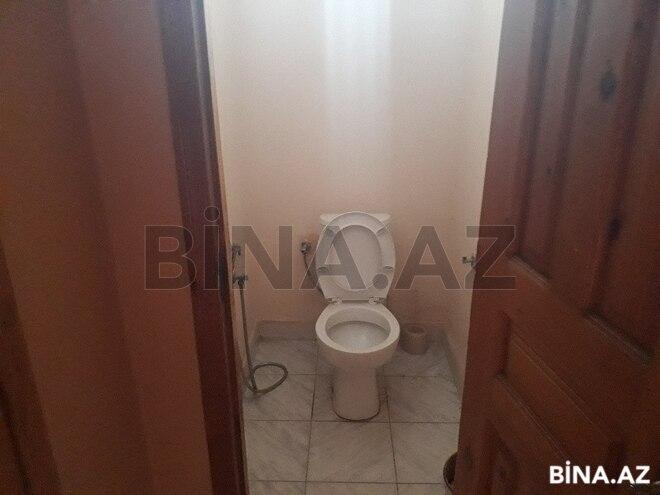 4 otaqlı həyət evi/bağ evi - Novxanı q. - 200 m² (10)
