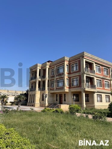 10 otaqlı həyət evi/bağ evi - Novxanı q. - 2000 m² (11)