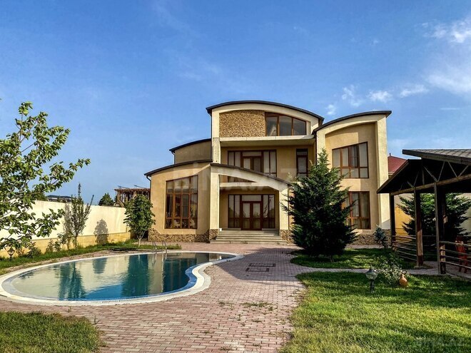 5 otaqlı həyət evi/bağ evi - Novxanı q. - 450 m² (3)