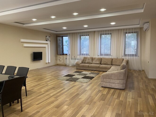 5 otaqlı həyət evi/bağ evi - Novxanı q. - 450 m² (10)
