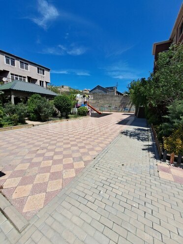 Продаётся 4-комн. вторичка 163 м², пос. Бадамдар, photo 5 from 32