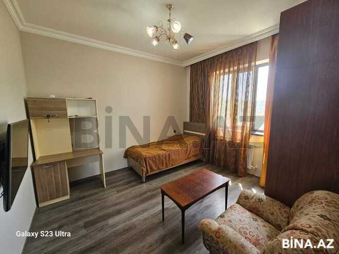 5 otaqlı həyət evi/bağ evi - Novxanı q. - 200 m² (17)