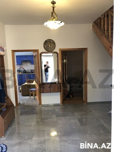 2 otaqlı həyət evi/bağ evi - Novxanı q. - 205 m² (5)