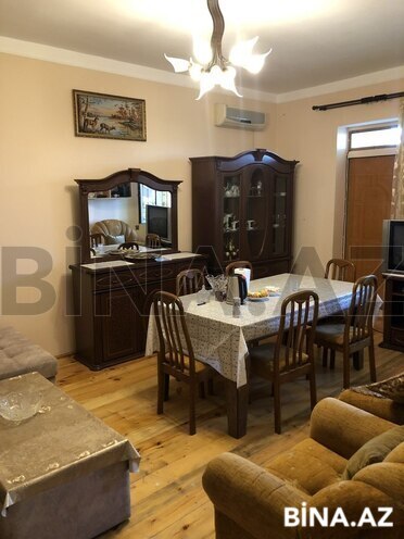 2 otaqlı həyət evi/bağ evi - Novxanı q. - 205 m² (3)