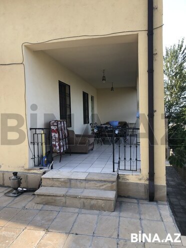 2 otaqlı həyət evi/bağ evi - Novxanı q. - 205 m² (23)