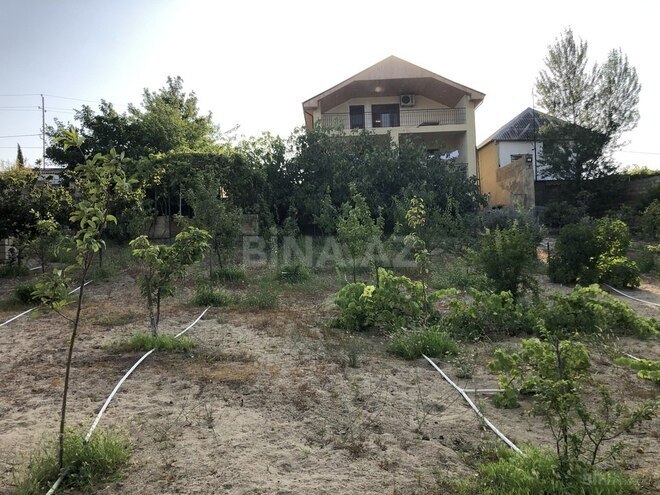 2 otaqlı həyət evi/bağ evi - Novxanı q. - 205 m² (19)