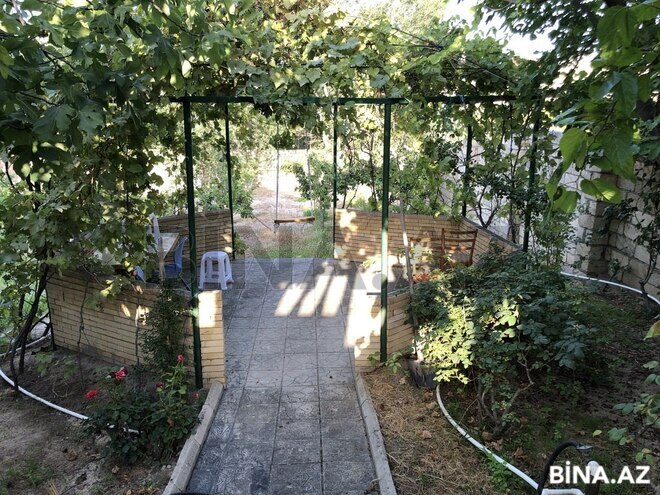 2 otaqlı həyət evi/bağ evi - Novxanı q. - 205 m² (18)