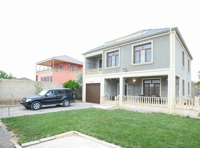 7 otaqlı həyət evi/bağ evi - Hövsan q. - 300 m² (1)
