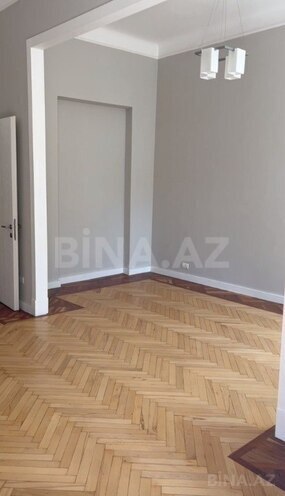 5 otaqlı köhnə tikili - İçəri Şəhər m. - 143 m² (21)