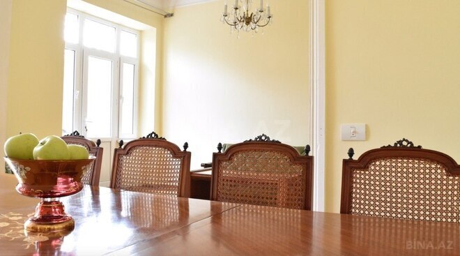 5 otaqlı köhnə tikili - İçəri Şəhər m. - 143 m² (1)