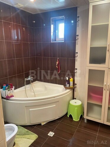 6 otaqlı həyət evi/bağ evi - Saray q. - 250 m² (27)