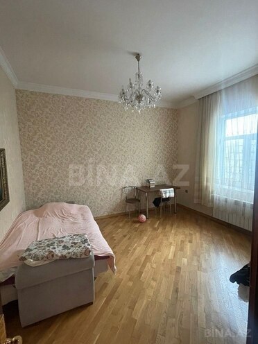 6 otaqlı həyət evi/bağ evi - Saray q. - 250 m² (13)
