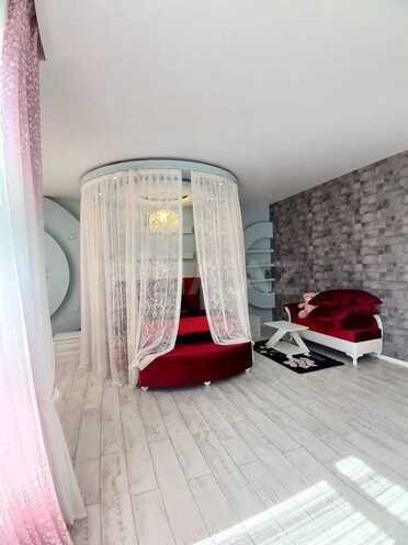 5 otaqlı həyət evi/bağ evi - Saray q. - 350 m² (9)