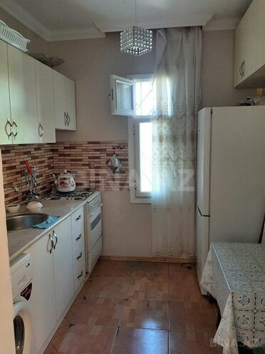 4 otaqlı həyət evi/bağ evi - Novxanı q. - 150 m² (11)