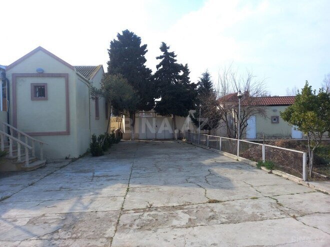 4 otaqlı həyət evi/bağ evi - Novxanı q. - 150 m² (3)