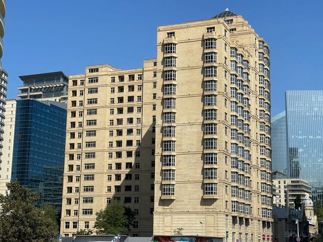 3-комн. новостройка - м. 28 мая - 153 м² (1)
