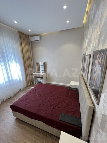 4 otaqlı həyət evi/bağ evi - Şüvəlan q. - 260 m² (15)