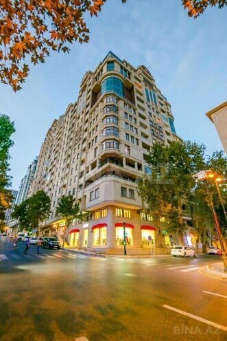 3 otaqlı yeni tikili - 28 May m. - 167 m² (1)