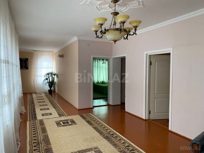 5 otaqlı həyət evi/bağ evi - Novxanı q. - 500 m² (28)