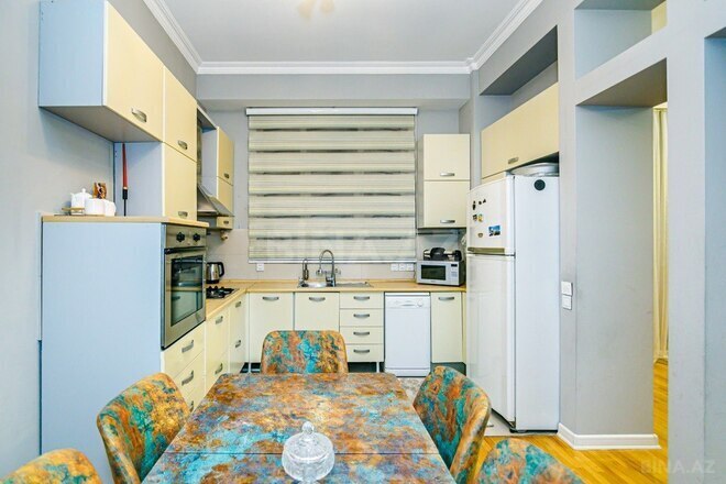 4 otaqlı yeni tikili - 28 May m. - 180 m² (16)