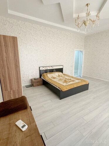5 otaqlı həyət evi/bağ evi - Şüvəlan q. - 200 m² (15)