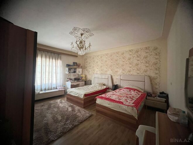 5 otaqlı həyət evi/bağ evi - Bakıxanov q. - 230 m² (9)